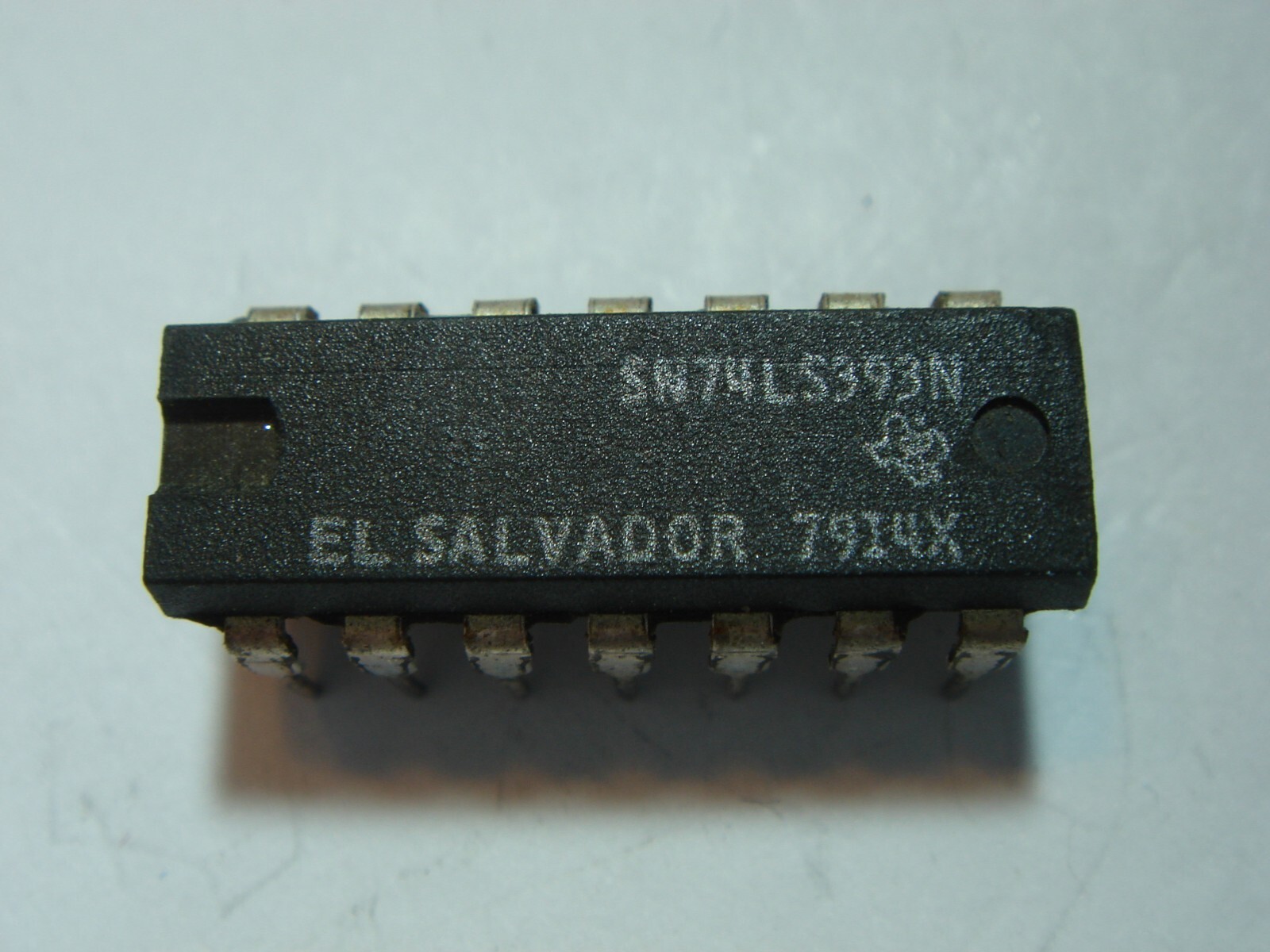 SN74LS393 DUAL DECADE COUNTER; DUAL 4-STAGE BINARY COUNTER #cm72$u