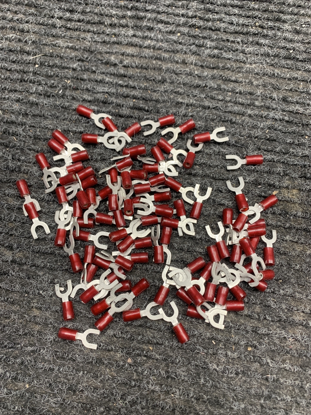 Lot of 90 Burndy TN1810F NYLON FORK 22- 18