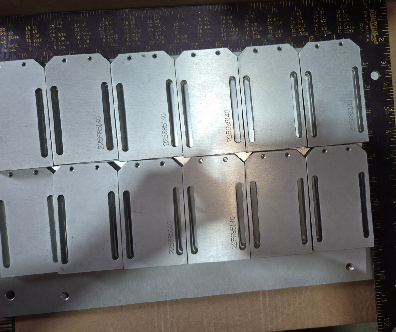 Aluminum Mounting Plate Block 3/8″ Thick 4 3/8″ x 2 1/2″ NEW LOT OF 23
