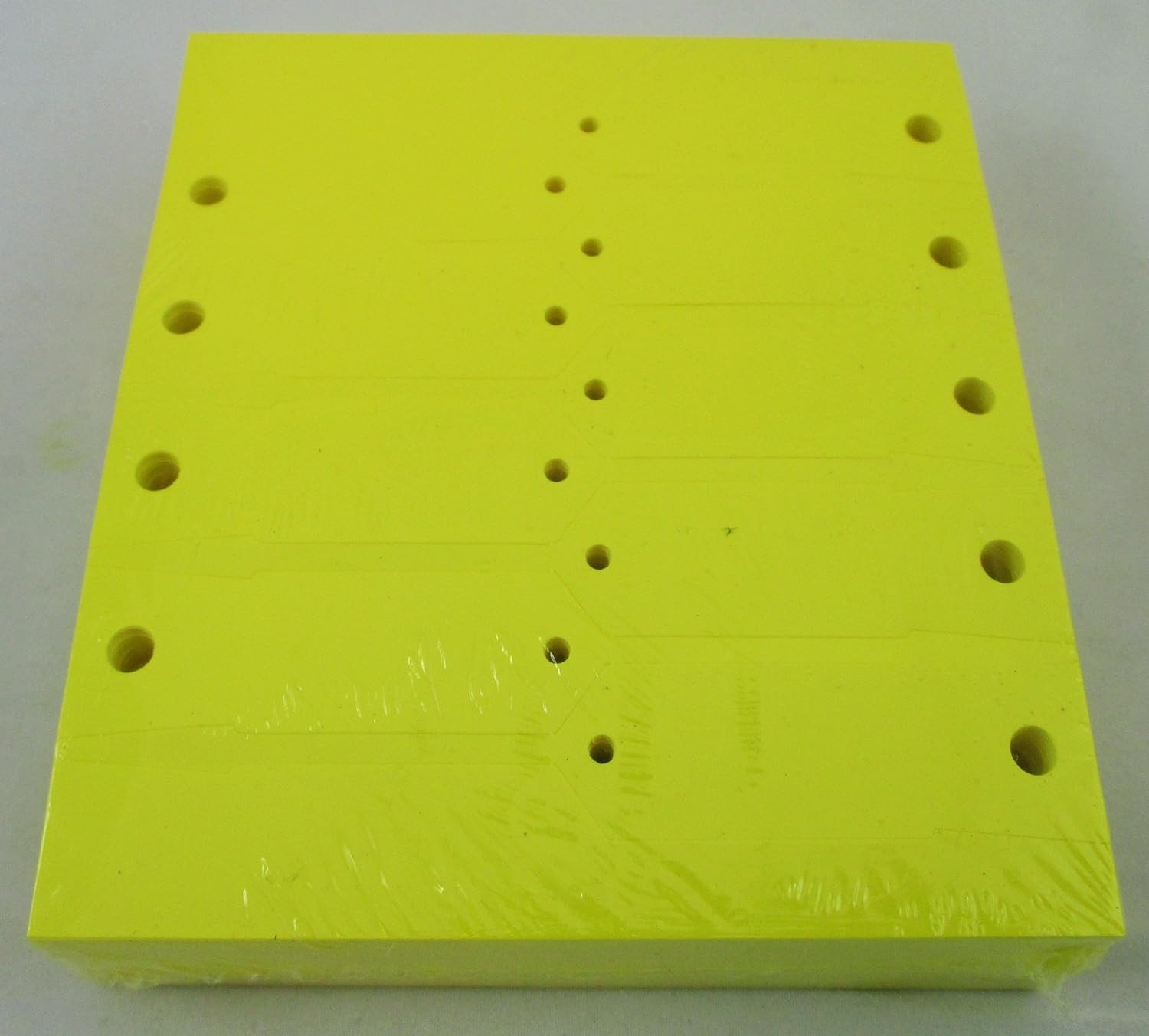 YELLOW Self-Locking Arrow Key Tags 1,000 per pack Size 4 1/2 X 3/4 YELLOW