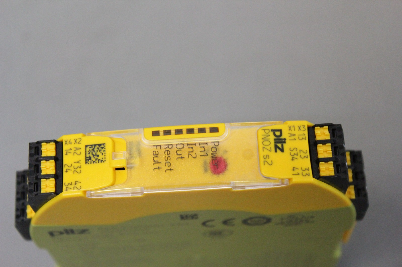 PILZ PNOZ s2 SAFETY RELAY PNOZ s2 24VDC 3n/o 1n/c 751102