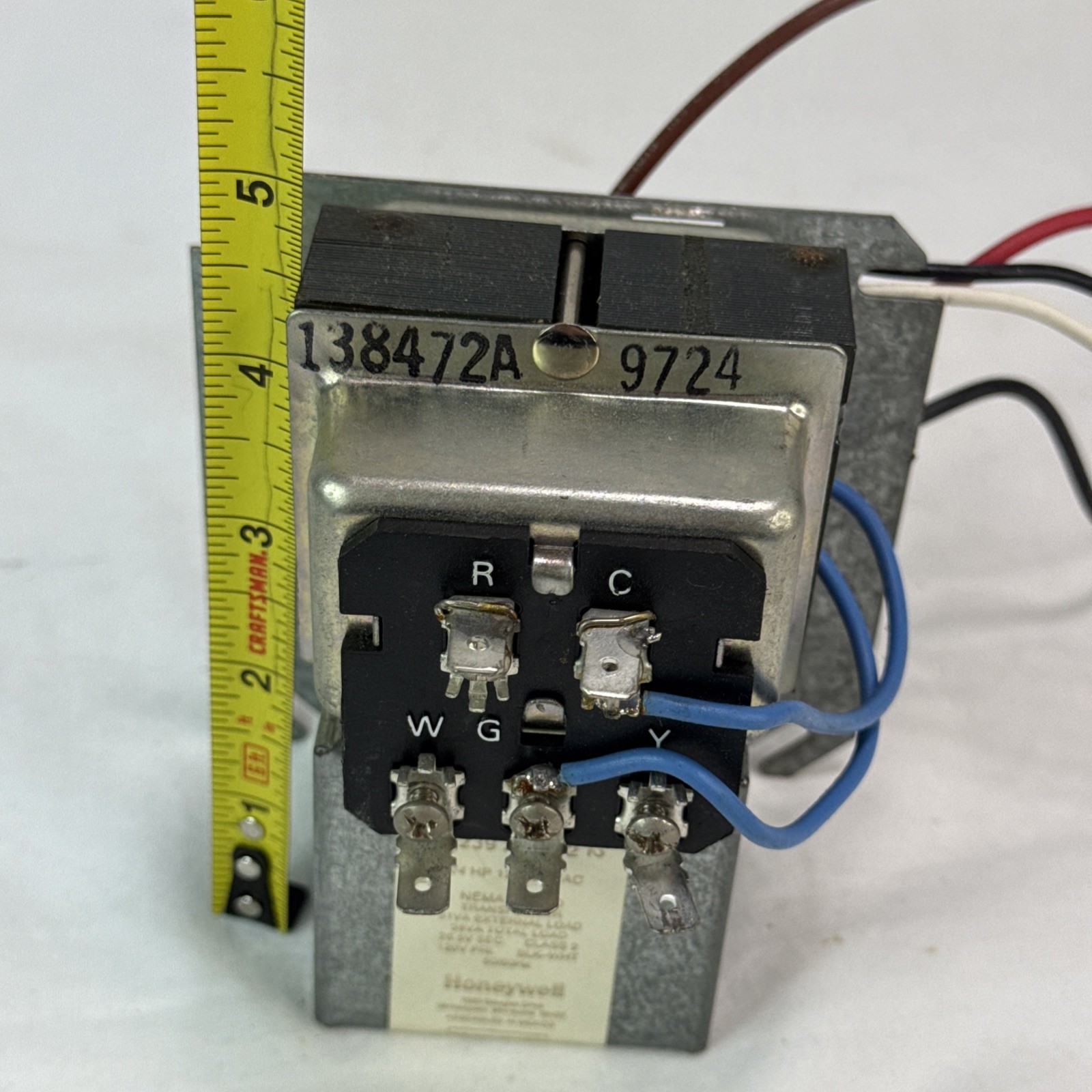 Honeywell TradeLine Fan Center R8239 A 1052 Preowned Good Condition
