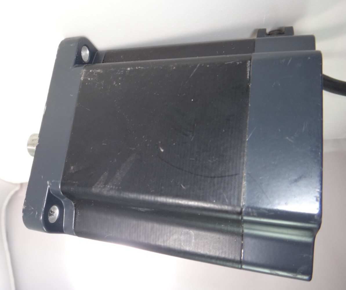 VEXTA Stepping Motor PK599AHW 0.72 Deg 1.29 VDC 2.8A 5 Phase Oriental )M64)