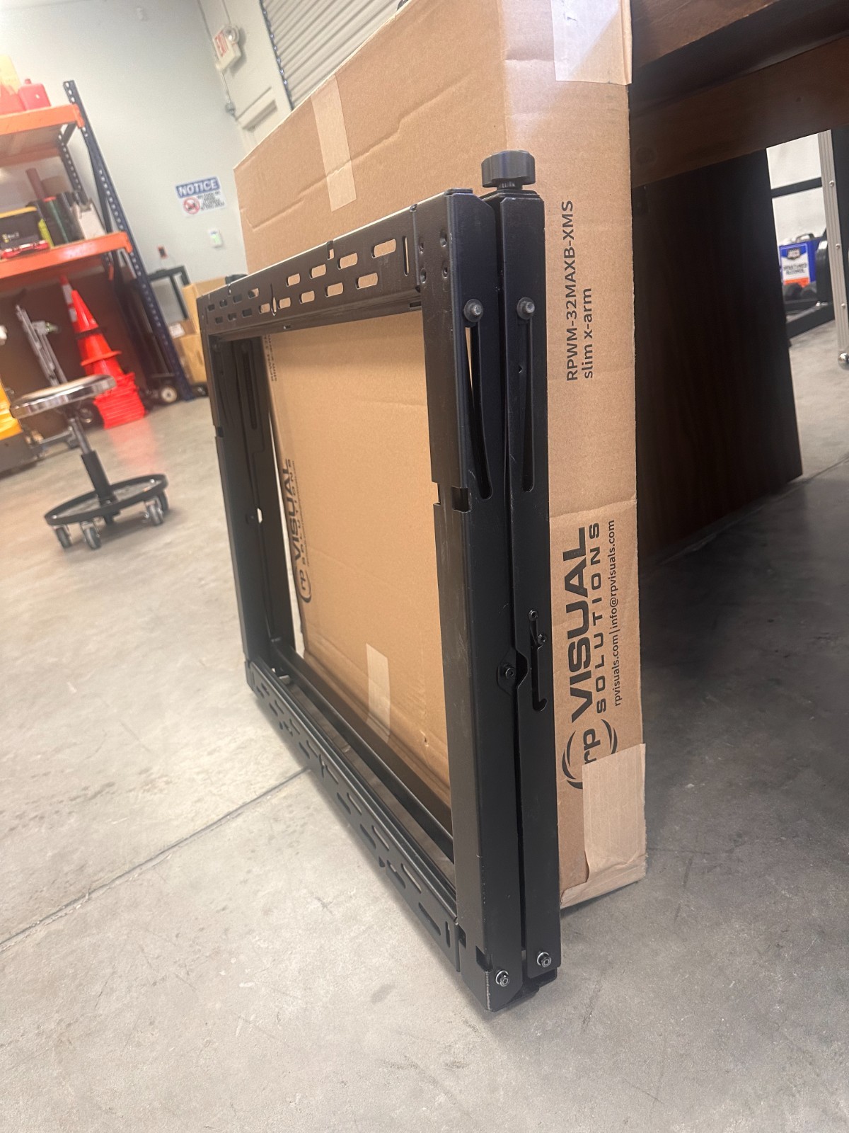 RP Visuals RPWM‑32MAXBF‑BOX‑KIT Wallmate 32MAX Standard Depth Flush Back Box