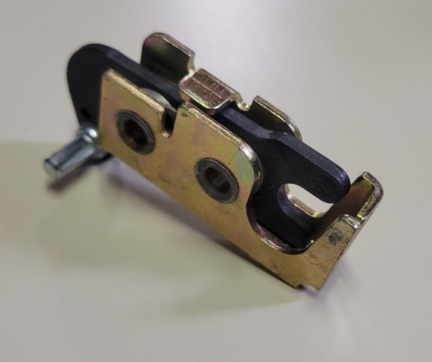 Eberhard Latch 2-Stage Mini Rotary Right Hand 2-241 750lbs w/ Striker Pin