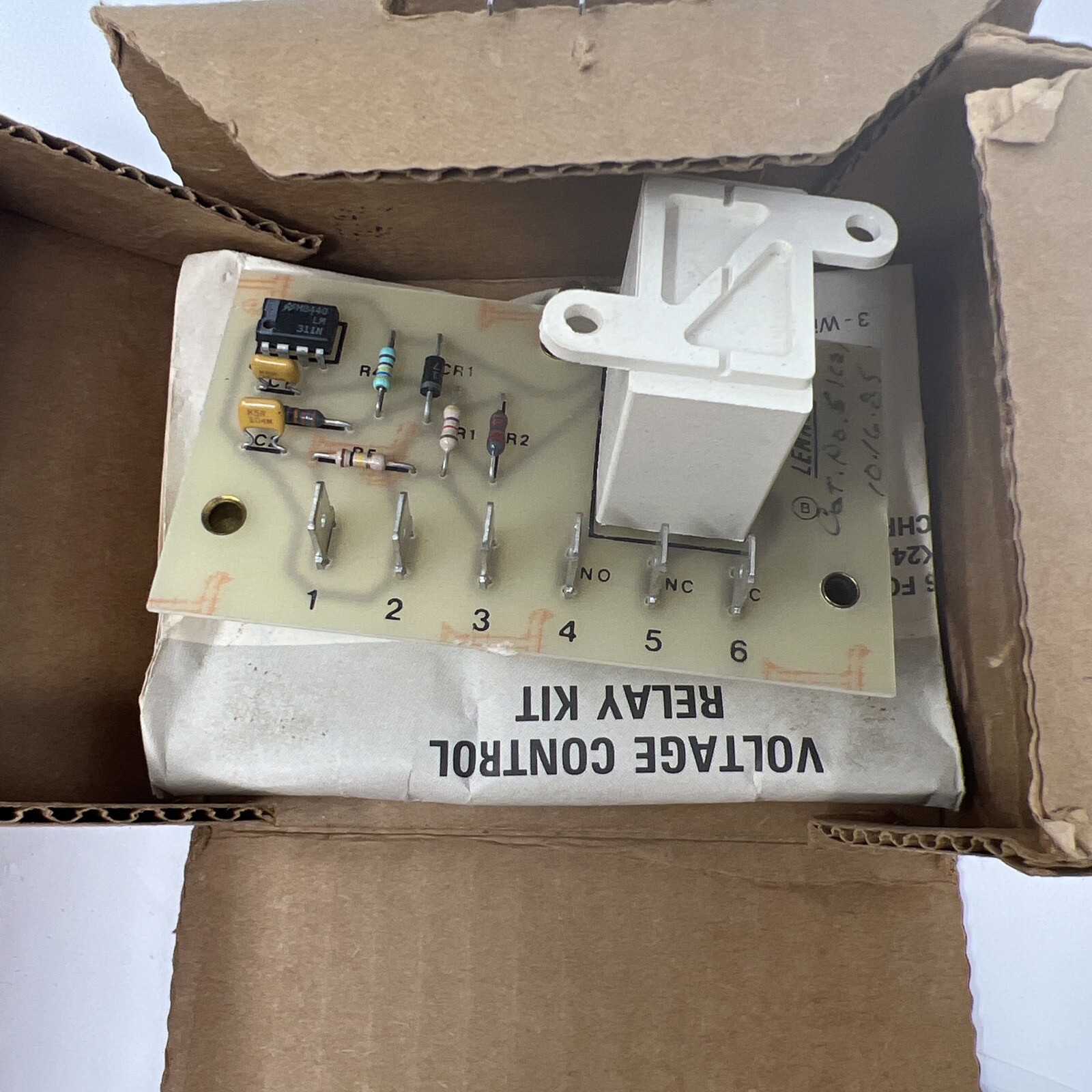 NEW IN BOX LENNOX # 51C21 LB-49972BA RELAY