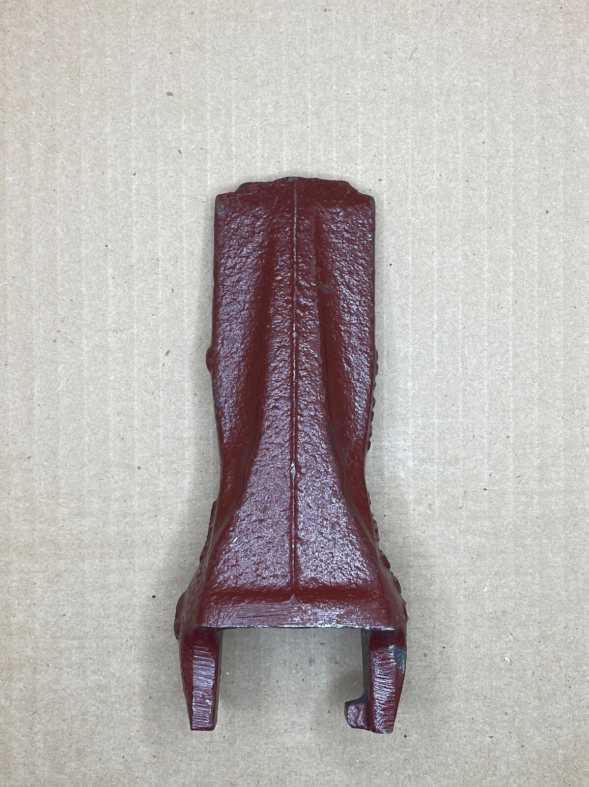 MG8U MTG Kingmet OEM Bucket Tooth (Pin Sold Separately)