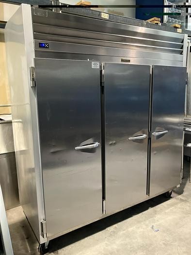 Traulsen G30011 77″ G Series 3-Solid Doors, Stainless Reach-In Refrigerator
