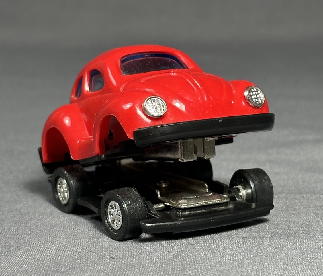 Vintage Volkswagen VW Bug Car Stapler Red Beetle Mini Desk Toy 1986 Hong Kong