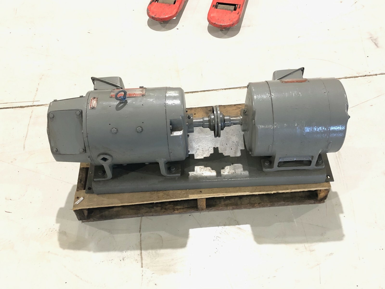 GE Triclad 5HP Electric Motor & Kinamatic Direct Current Generator 3KW 125V 24A
