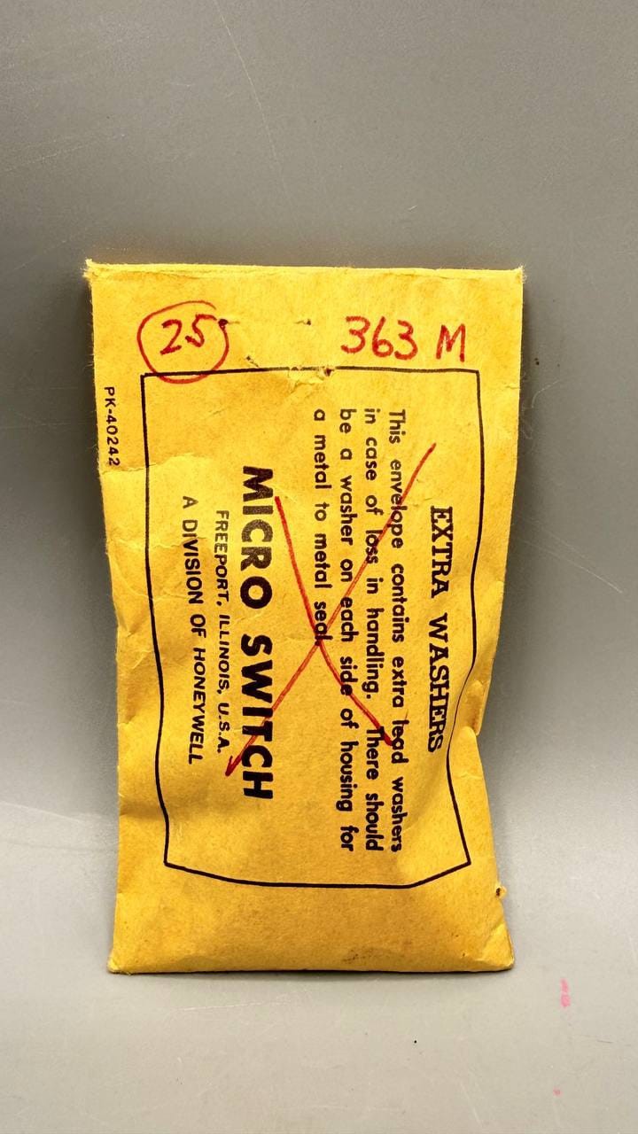 Lot of 24 Vintage Westinghouse 363M Silicon Rectifier Diodes Axial NOS 1979