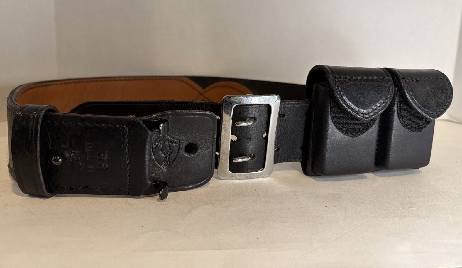 Safariland MDL 88 H87 Duty Belt W/ Ammo Clip Pouch 78HV F87 Size 38 Holster Belt