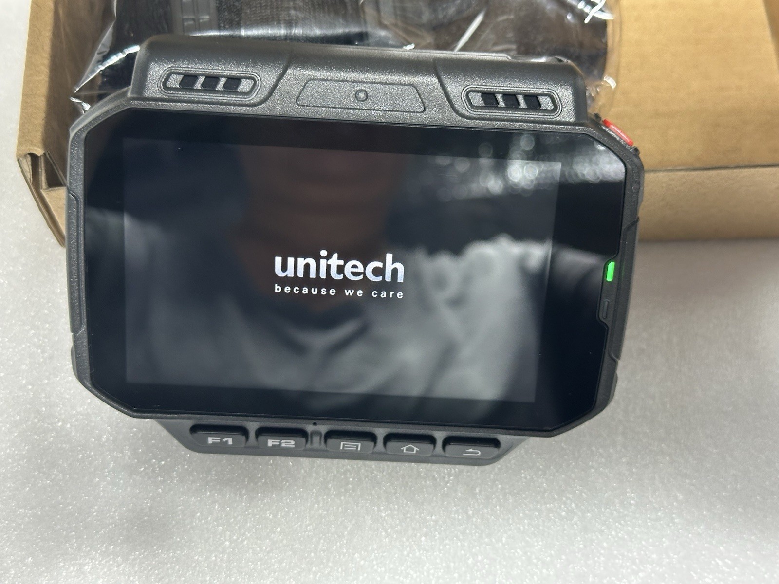 Unitech WD100-0AWRUMSG Wearable mobile computer scanner ANDROID 7.1 – FREE SHIP