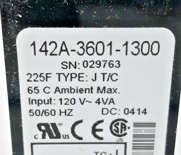 New Watlow 142A-3601-1300 Safety Over-Temp Controller 225F Type J T/C 120V
