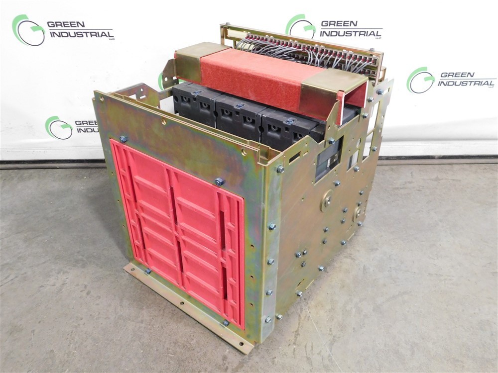USED Cutler Hammer Magnum DS MDS616 Power Circuit Breaker 1600A 635V 1200A Plug