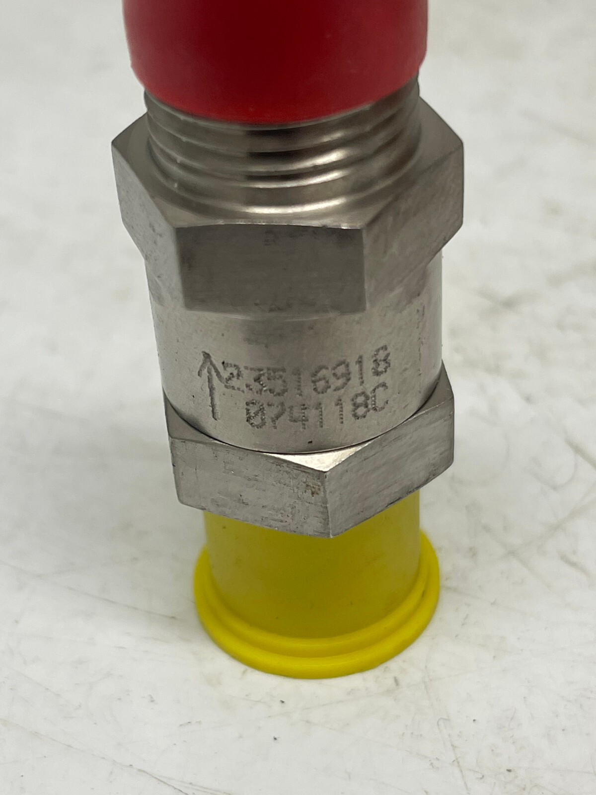 New Genuine Detroit Diesel S50 S60 Fuel System 3/8″ Check Valve 23516918