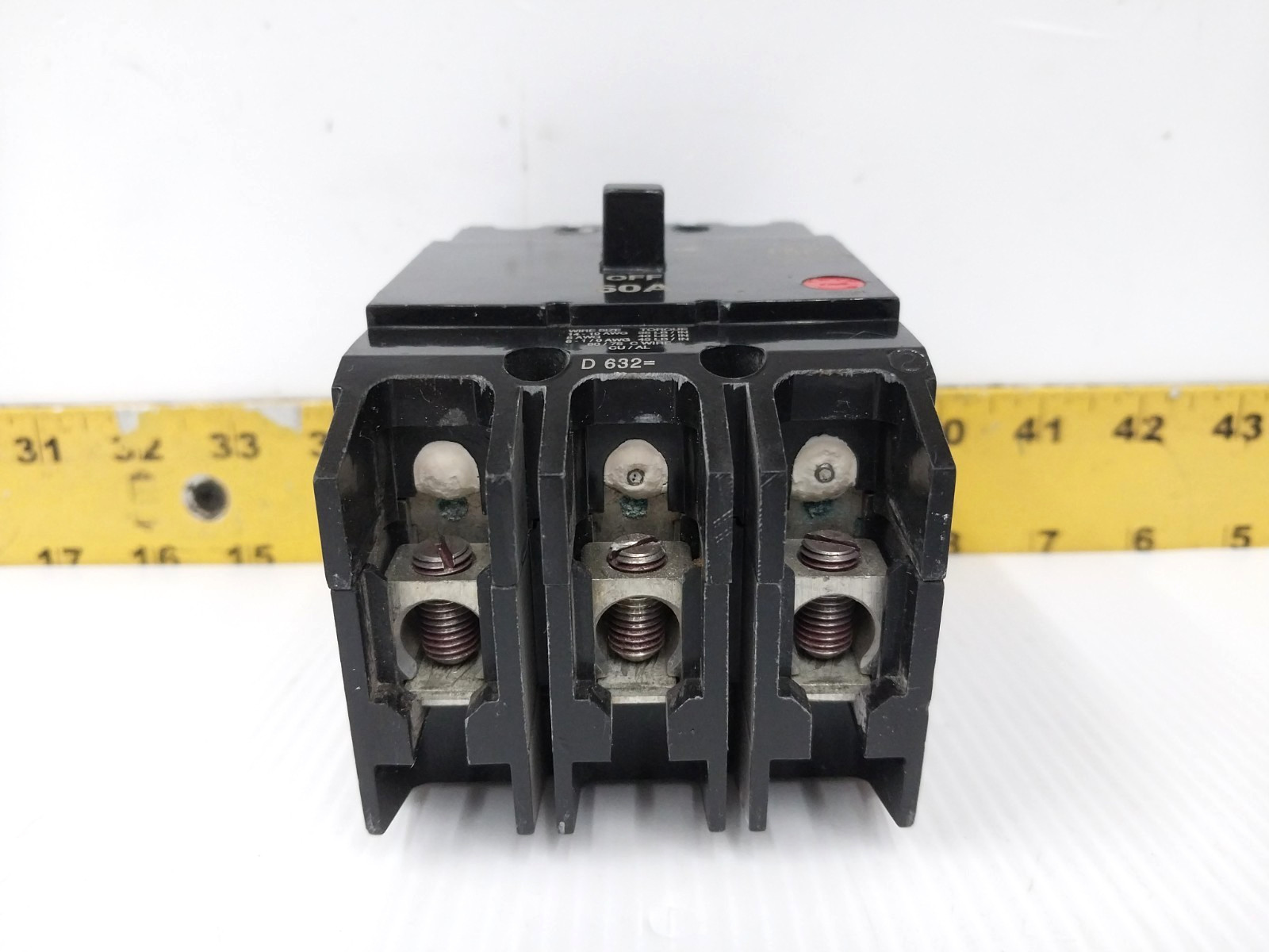 GE 60 Amp Bolt-On Circuit Breaker 480/277 VAC 3 Pole TEY360