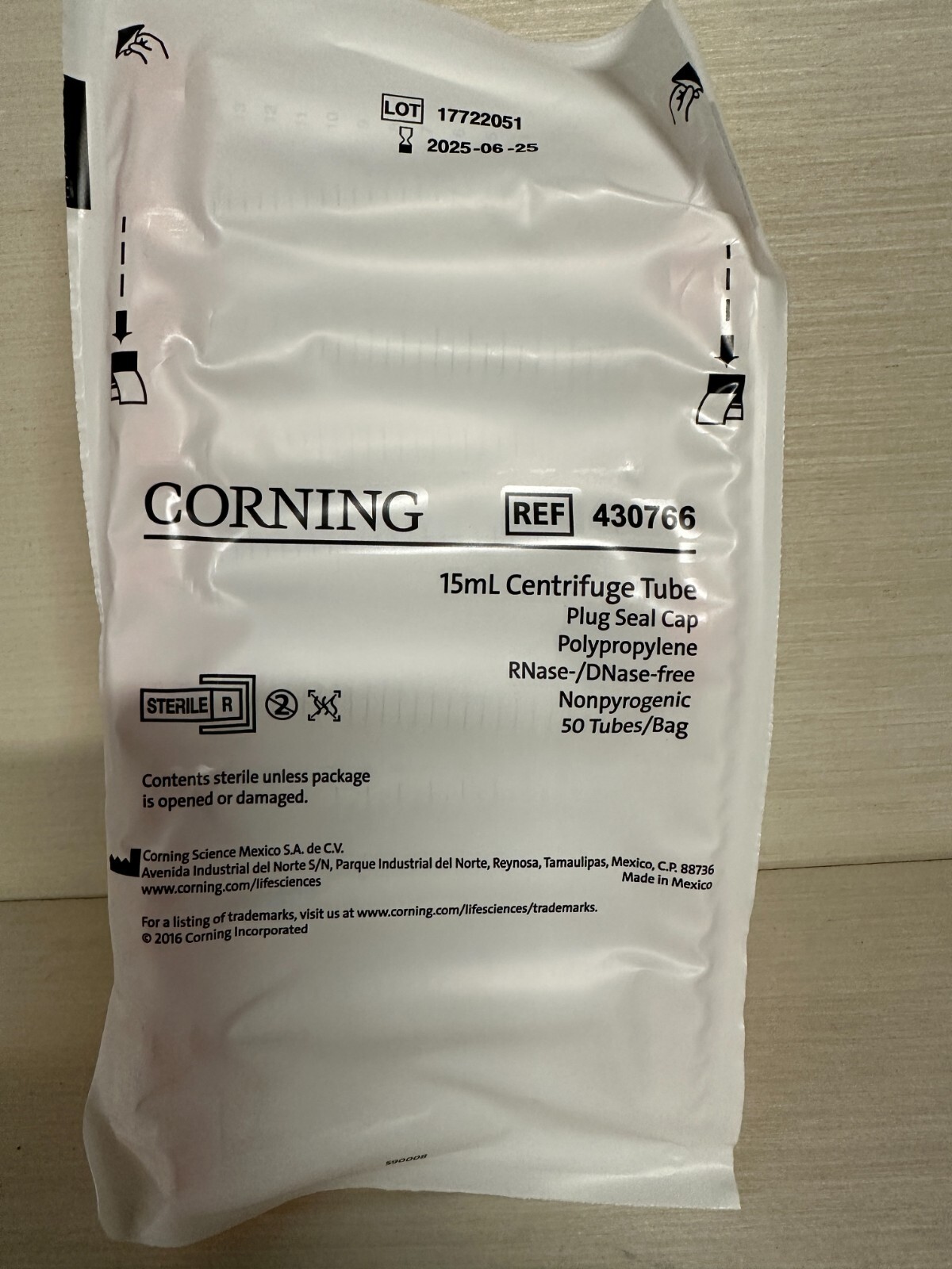 Corning 15mL Tubes REF 430766 Centrifuge 50 per Bag with Plug Seal Cap