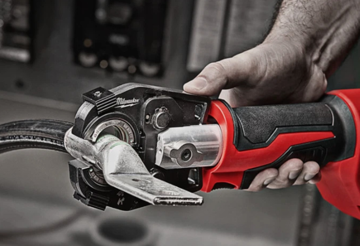 Milwaukee M18 HCCT-202C Hydraulic Cable Crimper Kit w/ 49-3246-4497 Jaw