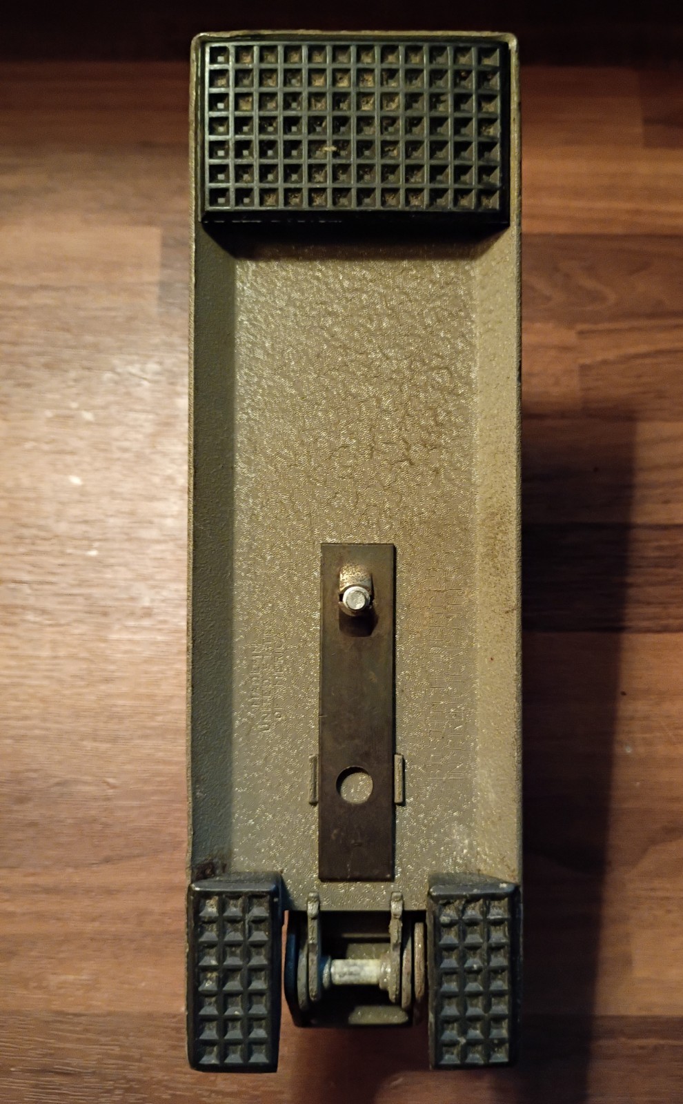 VTG BositichModel B5B Green Metal Heavy Duty Textured Desk Stapler Made In USA