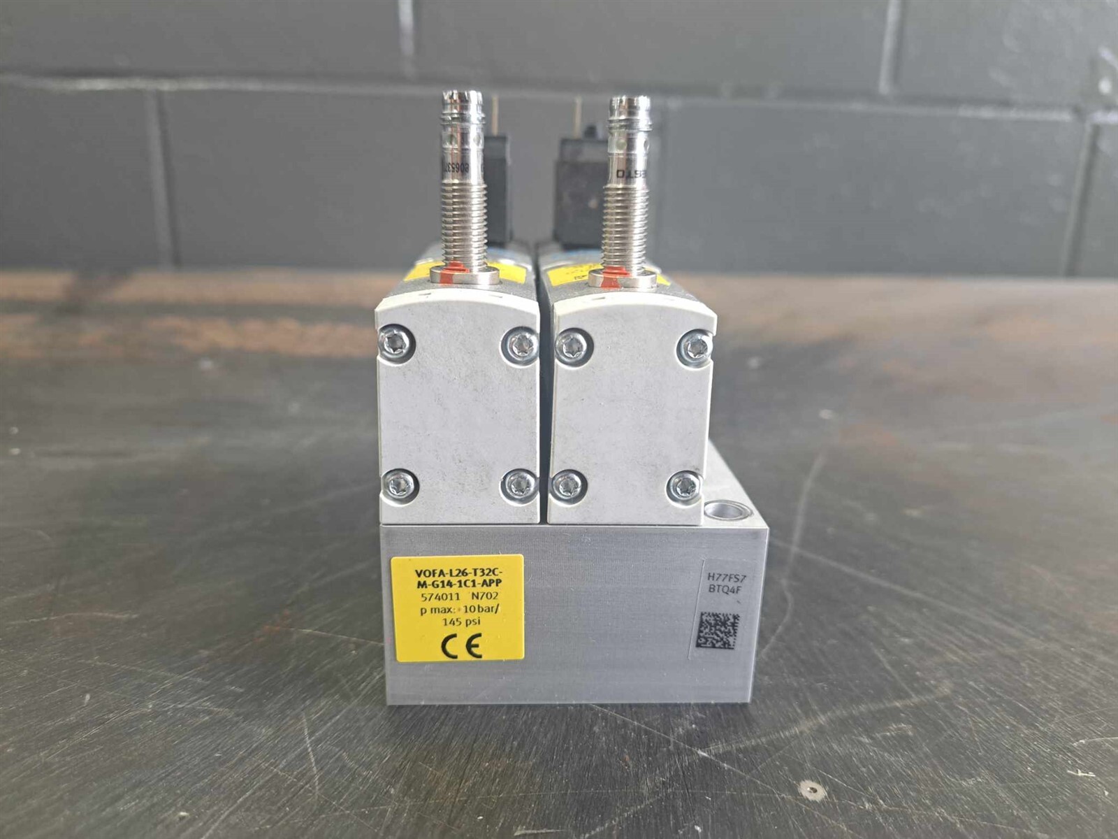 Festo Block Assembly w/ (2) Solenoid Valves VSVA-M52-MZ-A1-1C1-APP