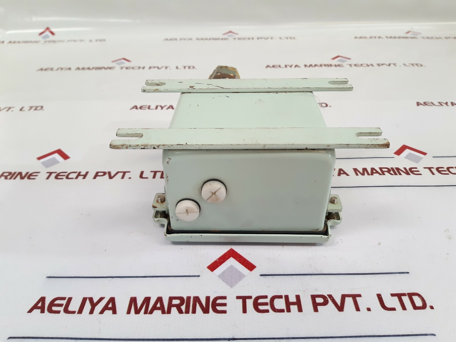 Saginomiya Sps-h235wu3 Pressure Controls