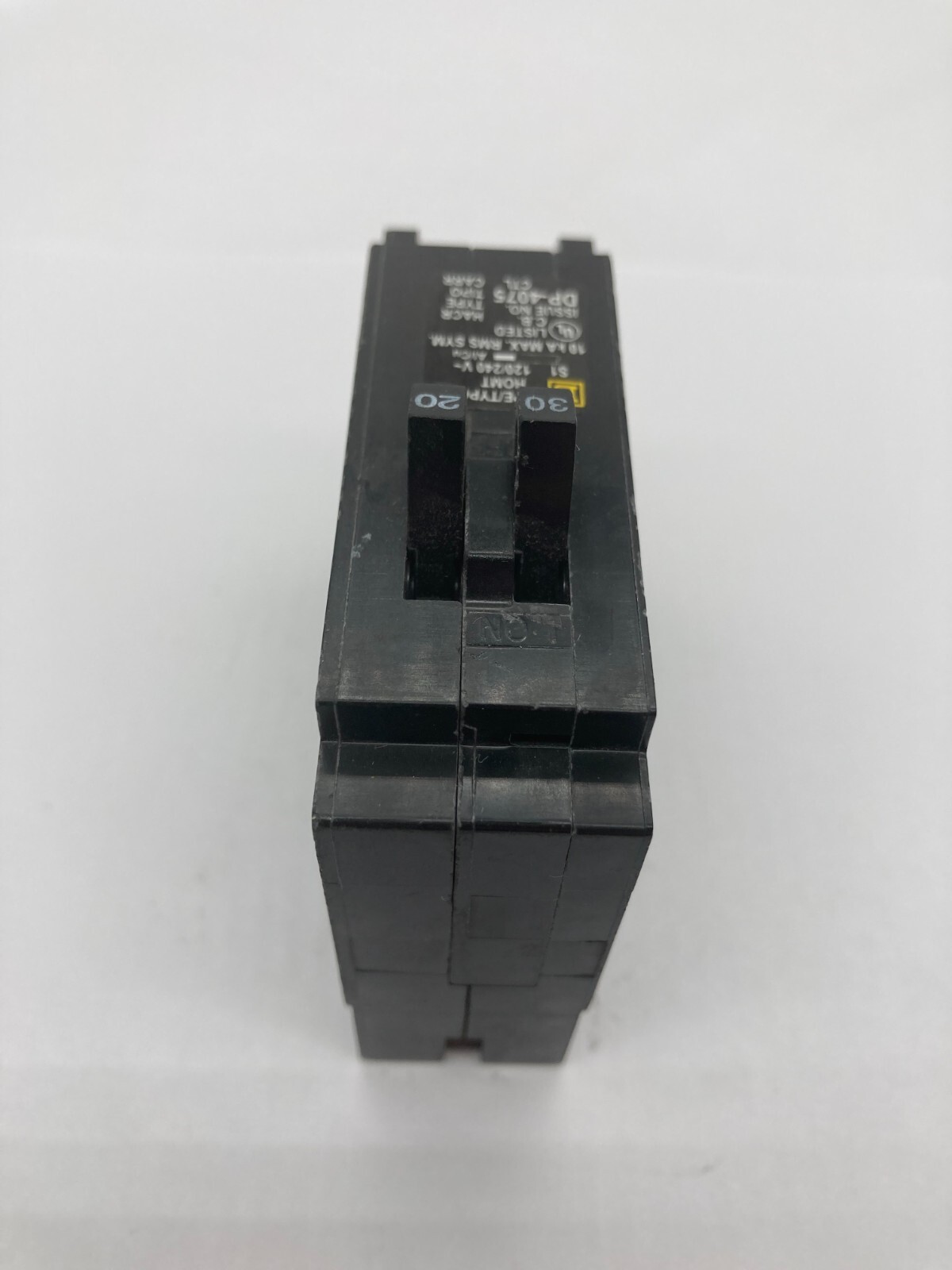 HOMT3020 Homeline Two 1 Pole 30/20 Amp 120V AC Type HOMT Plug In Tandem Breaker