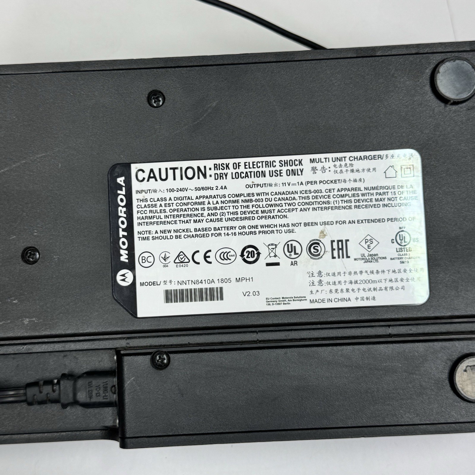 Motorola NNTN8410A Multi Unit Charger 2.4a Amp 100-240v-ac