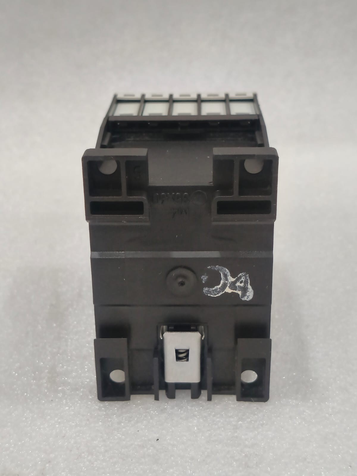 EATON DILM15-10 XTCE015B10E2 POWER CONTACTOR 20AMP VOLTAGE 110VAC FAST SHIPPING