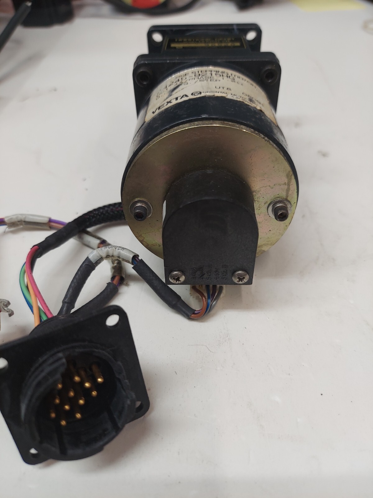 A4249-9215HG VEXTA ORIENTAL HARMONIC GEAR 5-PHASE STEPPING MOTOR DC 1.4A M6 1