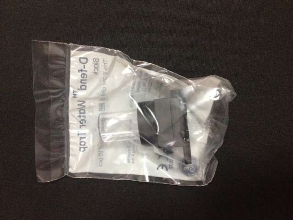 Original One Box of 10 pieces GE D-fend Water Trap Ref 876446