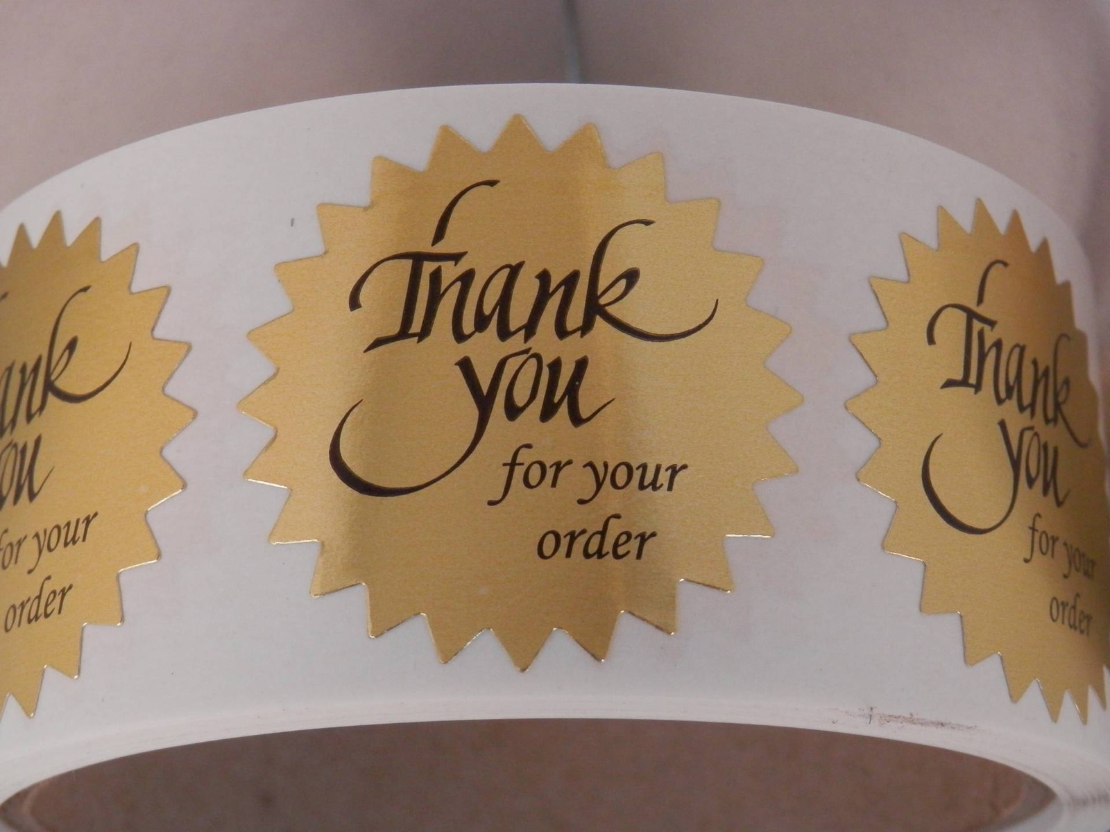 Thank You For Your Order Sticker Label 1 1/2″ Starburst bright gold bkgd 250/rl