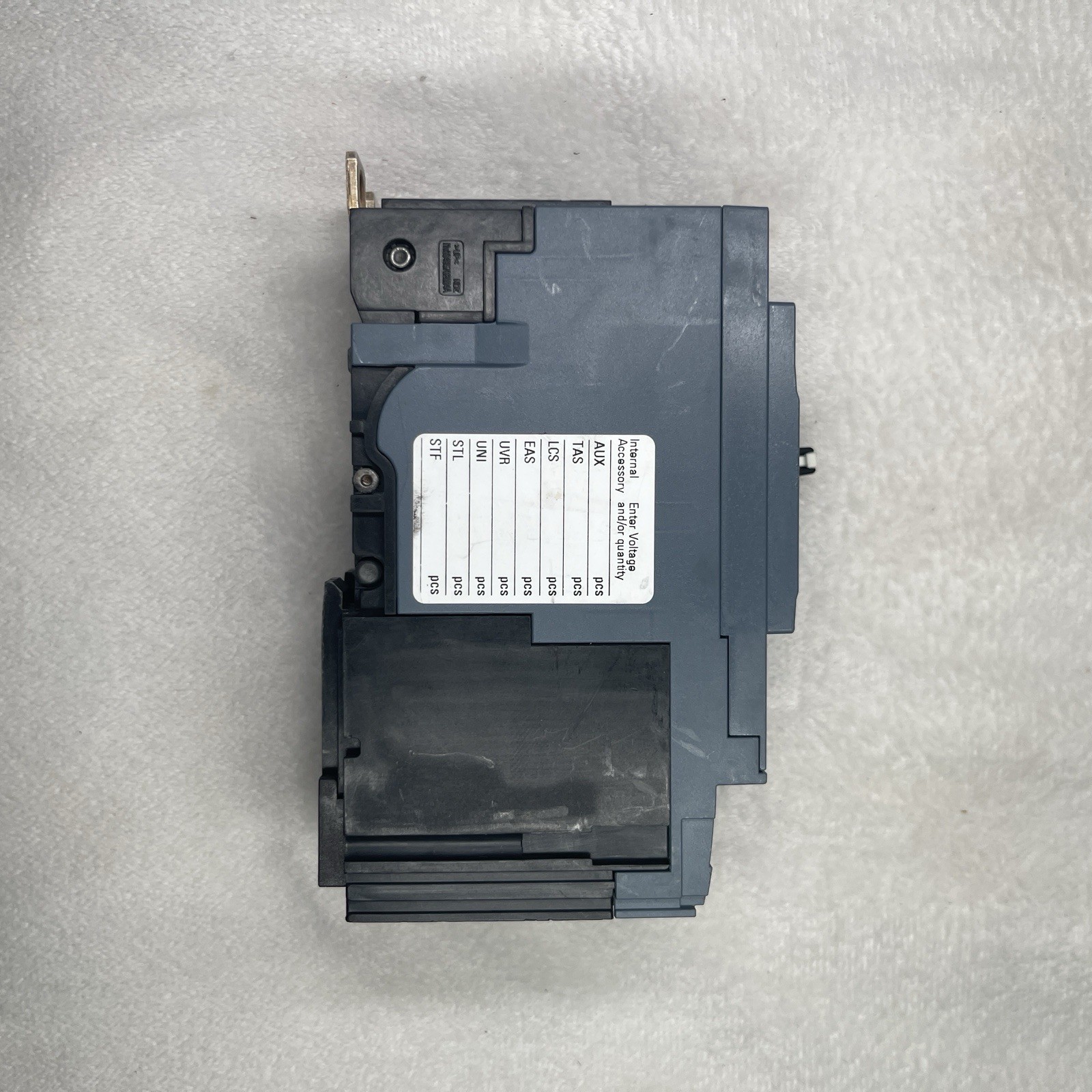 Siemens 3VA4195-4ED24-0AA0 15 Amp 600Y/347 V 2 Pole Circuit Breaker 25 kA @ 480V