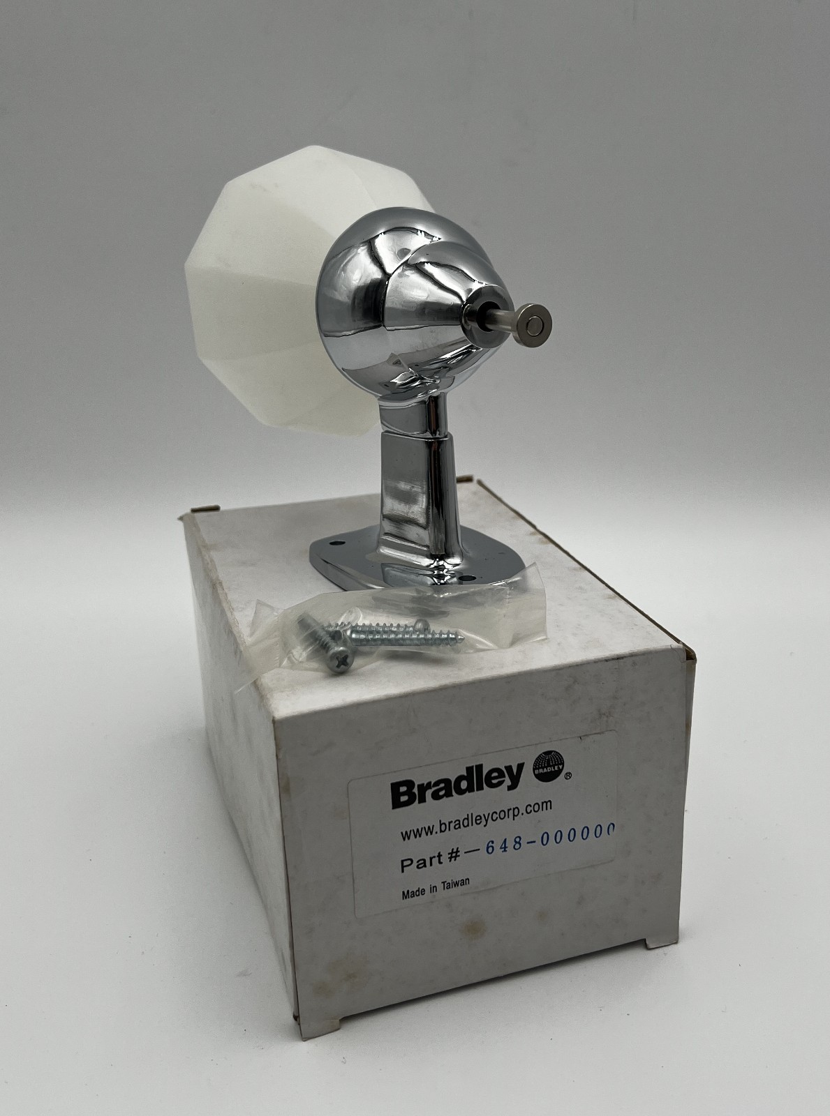 Bradley 640 Surface Mounted Bulb Liquid Soap Dispenser Chrome Plated 16 oz