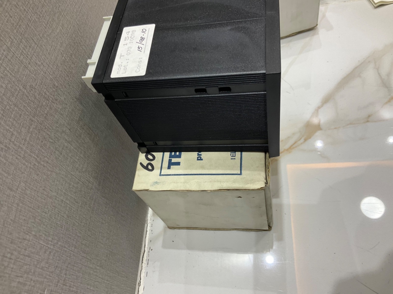 TECSYSTEM T154 TEMPERATURE CONTROLLER