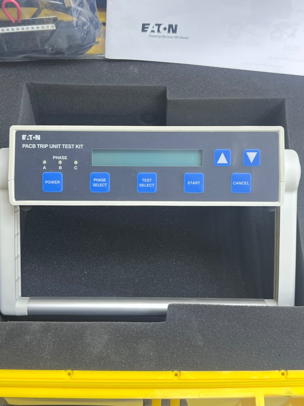 Eaton MTK2000 Test Kit for Magnum DS Digitrip Cutler Hammer, Trip Unit Test Kit