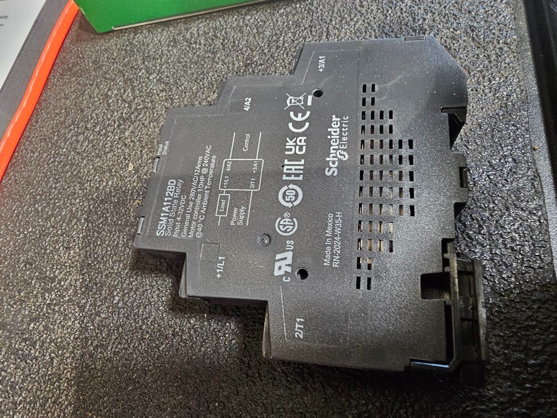 SCHNEIDER SSM1A112BD SSR, 12A, 4-32VDC/24-280 VAC