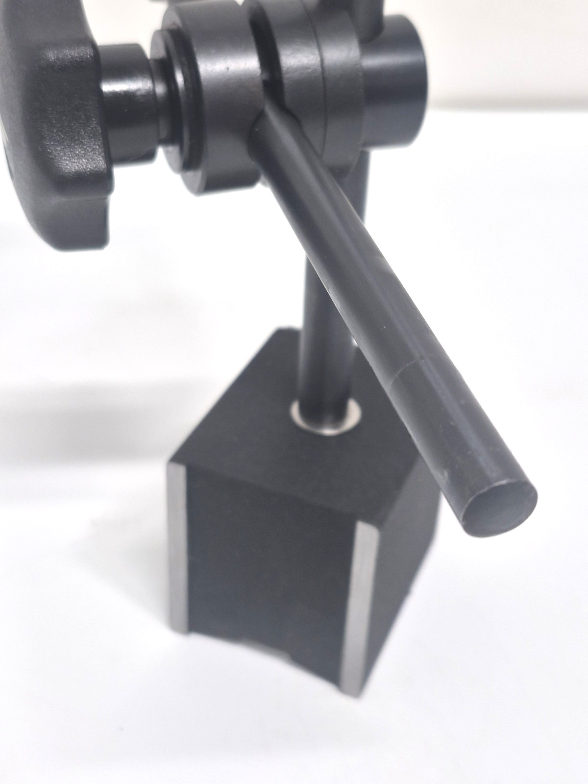 SPI MS160712034 Magnetic Indicator Base 60.00 mm Base Length 80KG Pull
