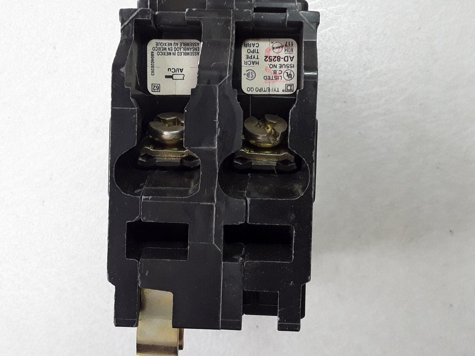 WORKS Square D QO210 2-Pole Circuit Breaker 10A 120/240VAC 1 Phase Plug-In Mount