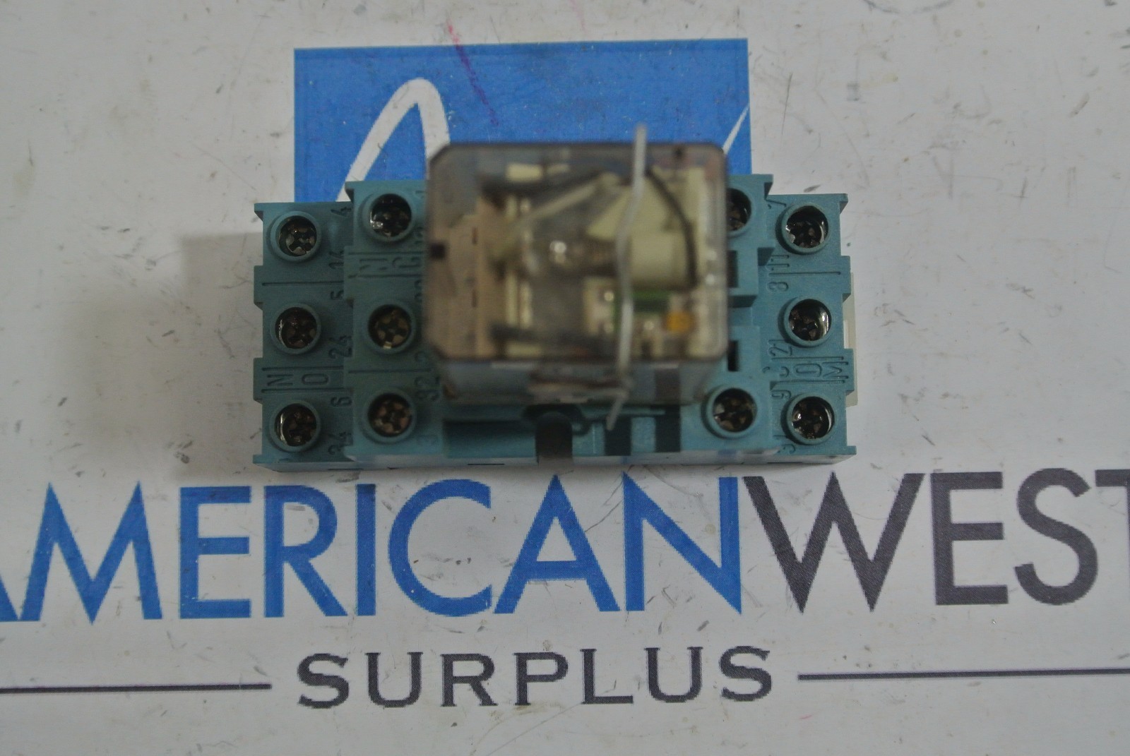 FINDER TYPE 55.33 CONTROL RELAY WITH 94.73 BASE – USED – LOT OF 2