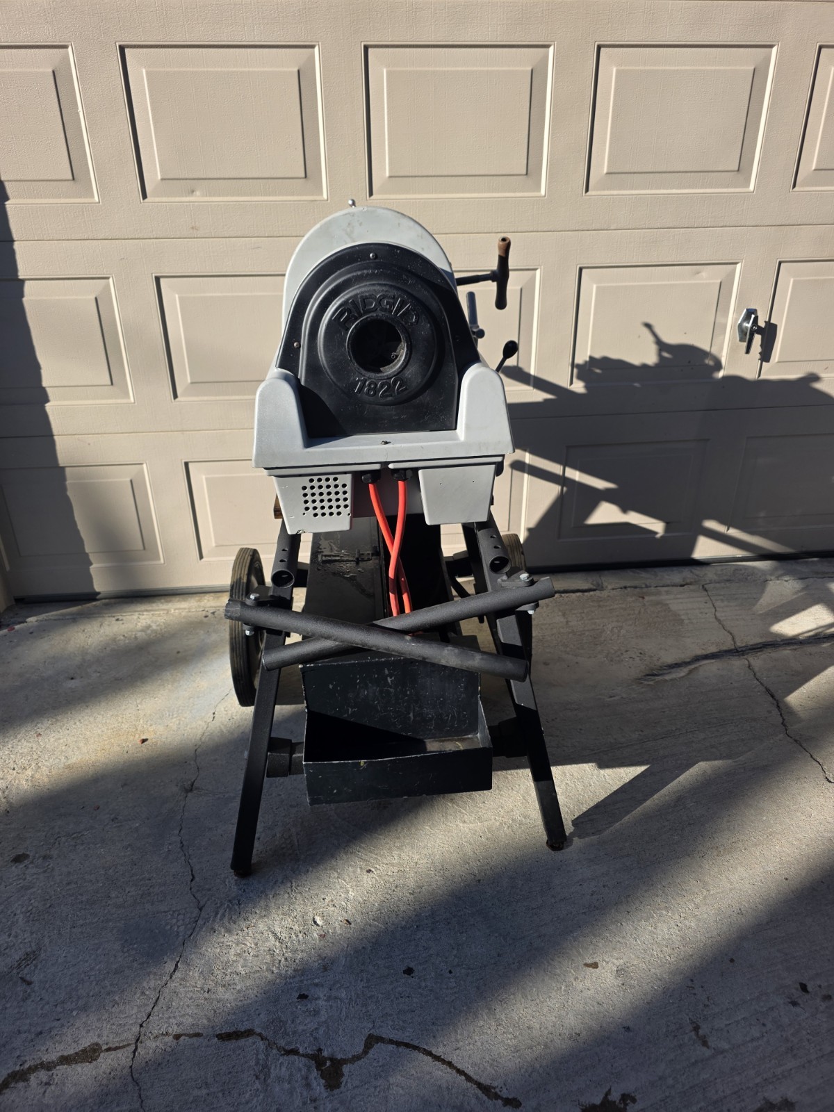 RIDGID 1822I Pipe Threading Machine