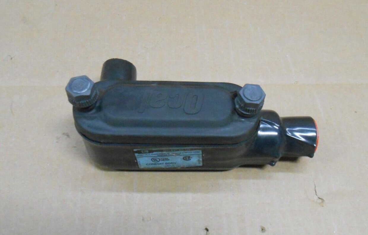 NEW OCAL LL28-G 3/4″ PVC COATED CONDUIT BODY FORM 8 TYPE LL = PRHLL28 (13 AVAIL)