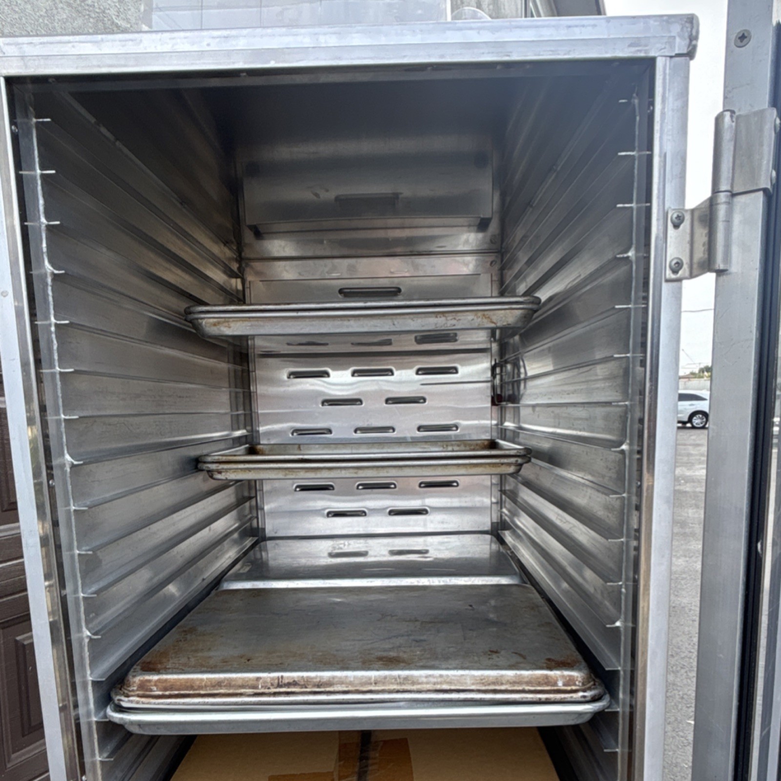 Win-Holt Full Height Dough Proofing Cabinet Clear Door Insulated Lip Load