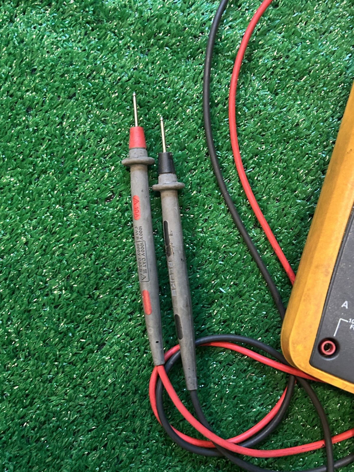 Fluke 289 True-RMS 1000V Logging Multimeter W/ Leads – Tested/Works Perfect