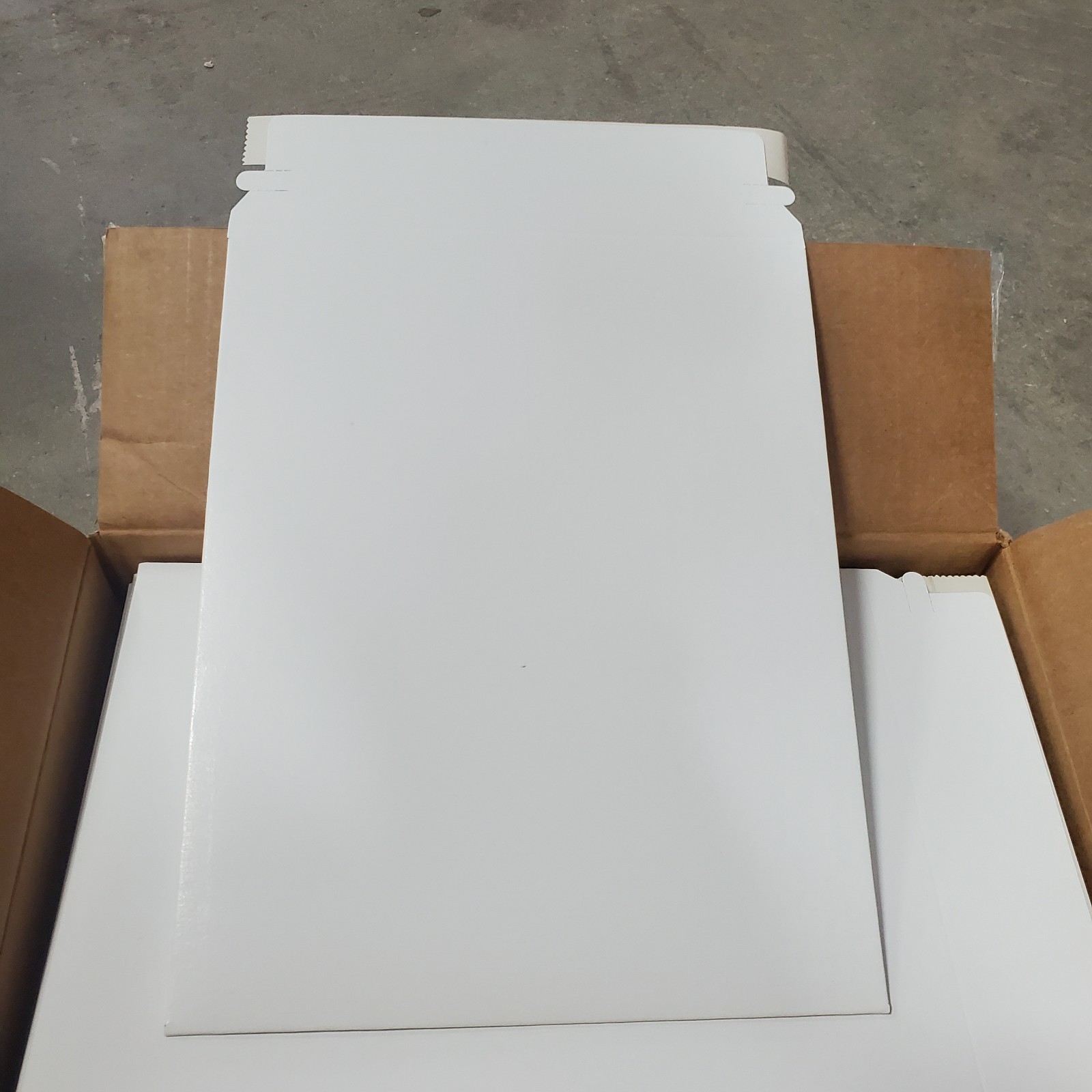 ULine StayFlats 100/case 9″ x 11 1/2″ White Self-Seal S-2215 Brand New Case