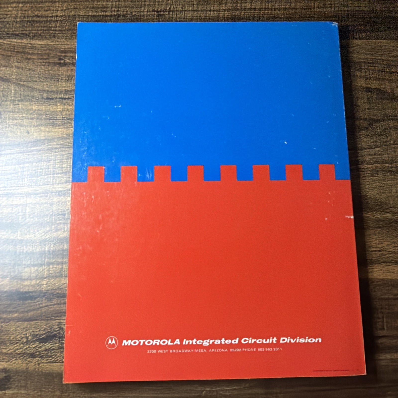 BiPolar Saturated Digital Logic Book by Motorola ICs 1976 Excellent Condition