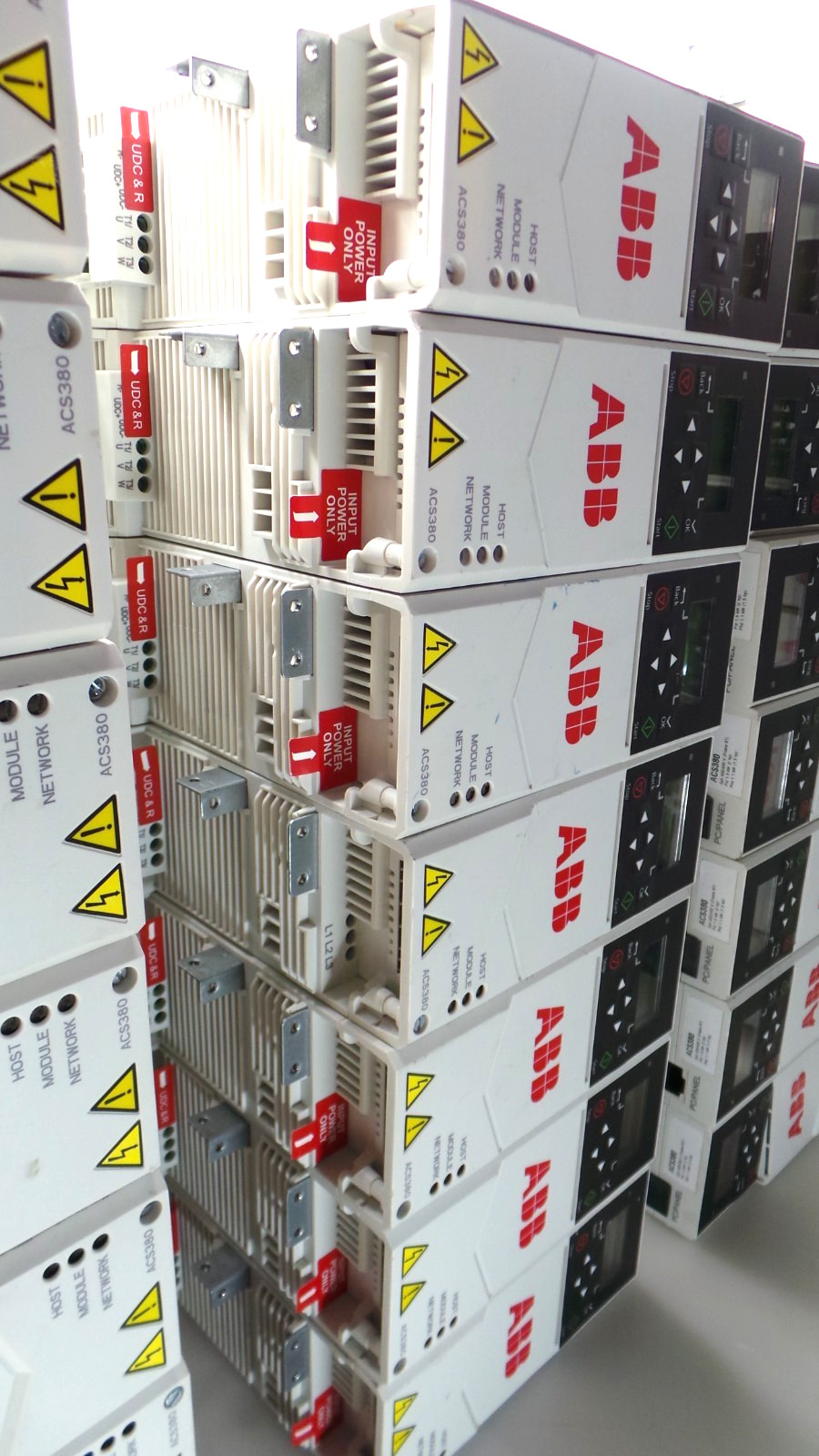 Abb Ac Machinery Drive Module 1.5Hp 3A 3Ph 400/480Vac ACS380-040C-04A0-4+K490
