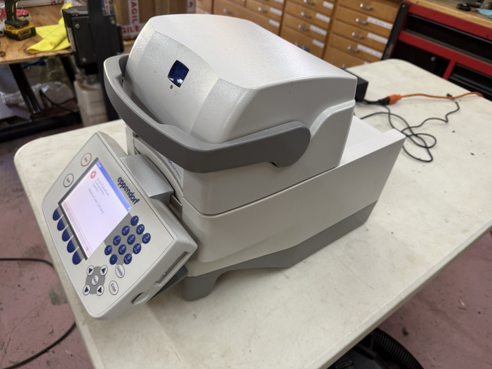Eppendorf Mastercycler Pro 6321 Thermal Cycler PCR System Vapo.Protect