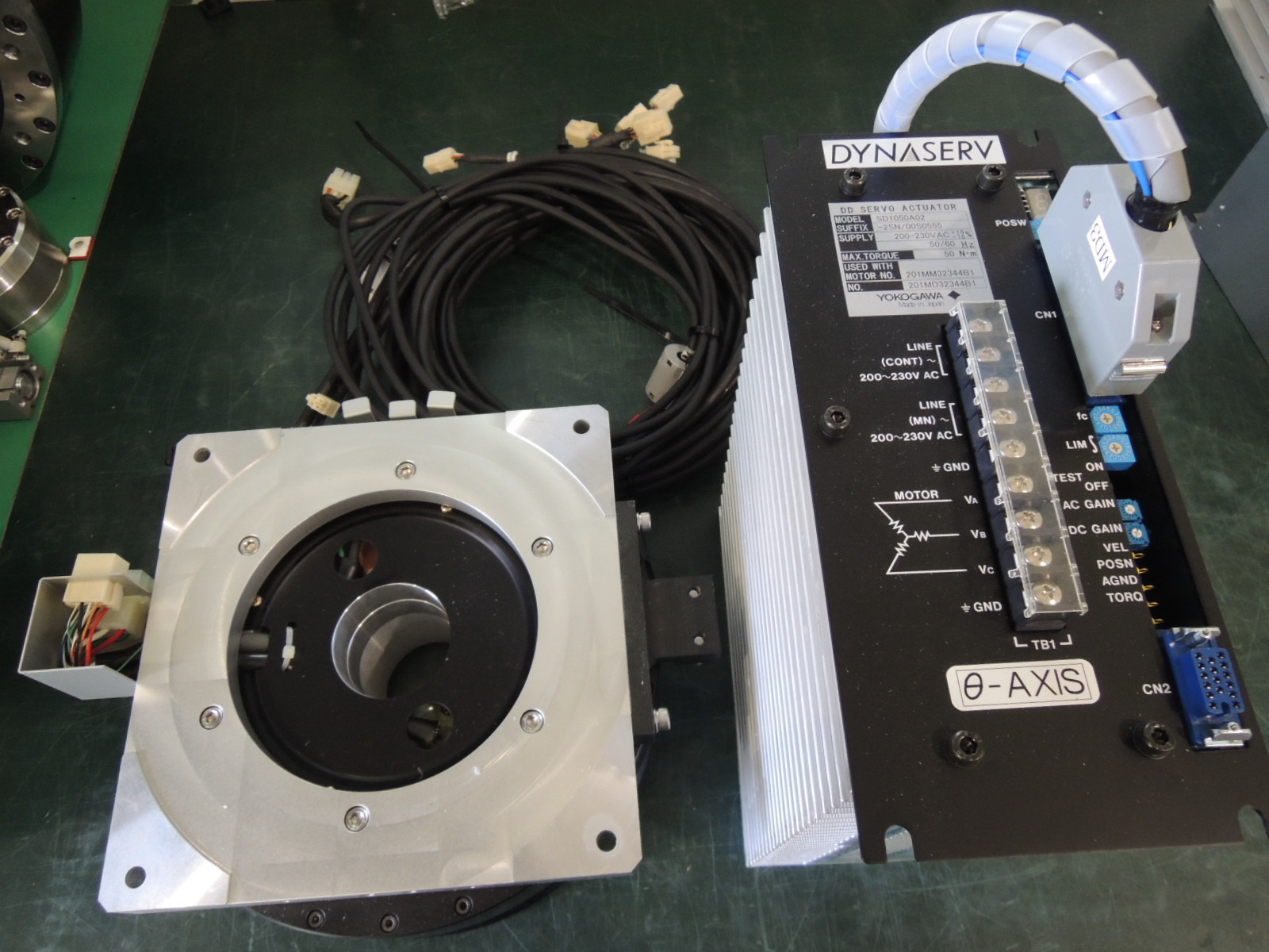 YOKOGAWA DYNASERV DD SERVO ACTUATOR SD1050A02 & DM1050A00 & Cable /Free Shipping
