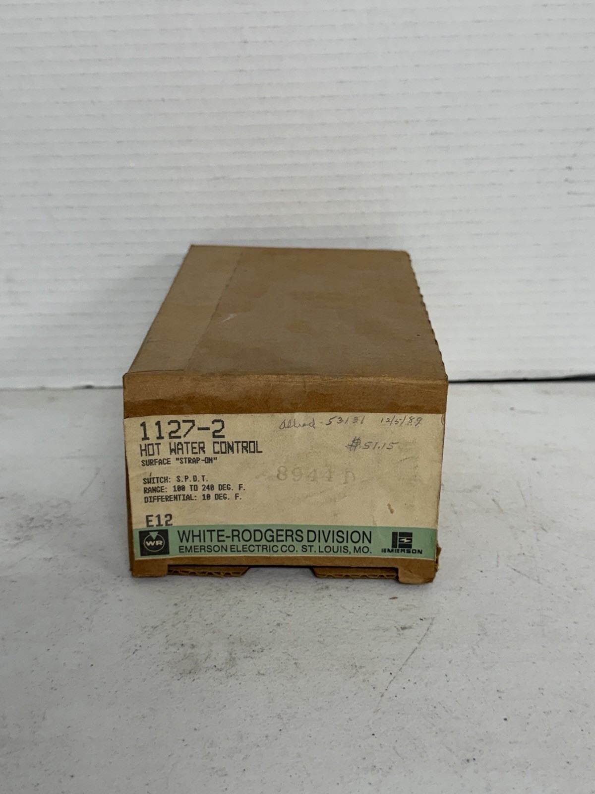 White-Rodgers 1127-2 E12S1 Hot Water Control Steel Copper Surface Mount